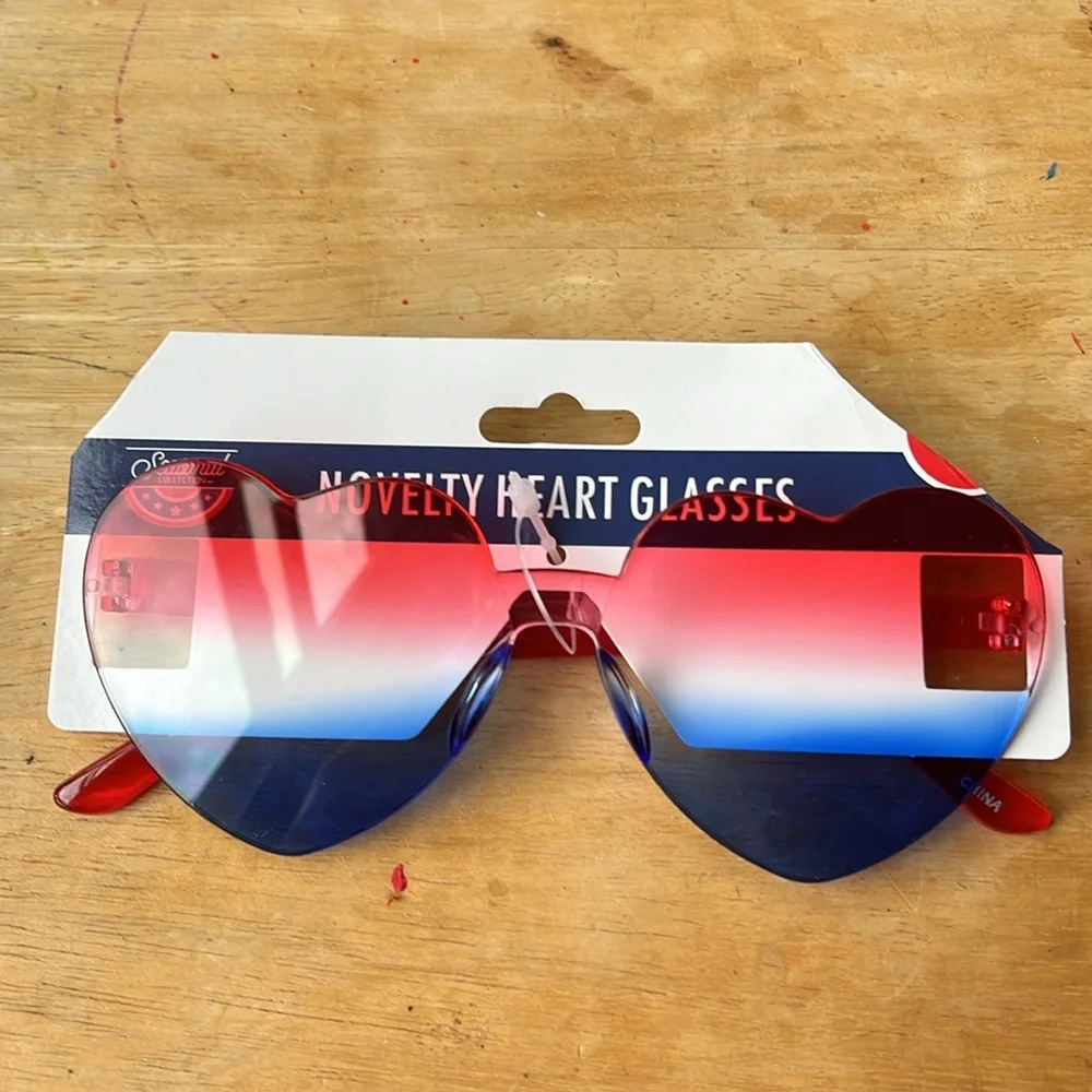 Novelty Heart Glasses - Red and Blue